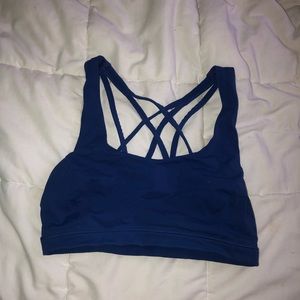 LULULEMON SPORTS BRA SIZE 6